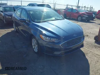 2019 Ford Fusion Hybrid SE with VIN 3FA6P0LU8KR131951, listed as a IAAI auction lot 41908428 with 58,611 mi miles. Bid and sale history available at carsss.com. Image 1.