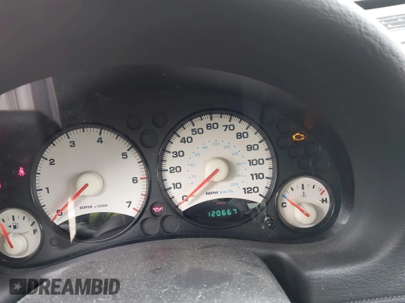 2002 Jeep Liberty Sport with VIN 1J4GL48K12W270609, listed as a IAAI auction lot 42062257 with 120,667 mi miles. Bid and sale history available at carsss.com. Image 7.