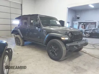 2021 Jeep Wrangler Unlimited Sport S z VIN 1C4HJXDN8MW744768, wystawiony jako IAAI lot #41894327 z przebiegiem 47 826 mil mil oraz . Historia ofert i sprzedaży dostępna na DreamBid. Obrazek 1.