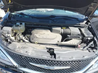 2017 Chrysler Pacifica Limited with VIN 2C4RC1GGXHR744875, listed as a IAAI auction lot 42080773 with 86,896 mi miles and . Bid and sale history available at DreamBid. Image 10.