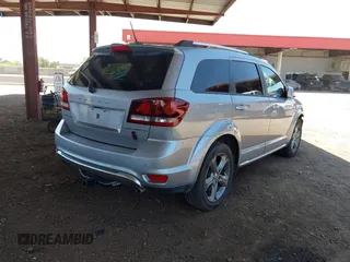 2017 Dodge Journey Crossroad Plus z VIN 3C4PDCGG6HT544637, wystawiony jako IAAI lot #42604245 z przebiegiem 110 759 mil mil oraz . Historia ofert i sprzedaży dostępna na DreamBid. Obrazek 4.