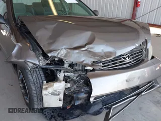 2006 Toyota Camry STD with VIN 4T1BE32K36U723879, listed as a IAAI auction lot 42007707 with 186,885 mi miles. Bid and sale history available at carsss.com. Image 6.
