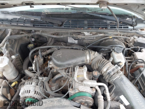 2002 GMC Sonoma SLS with VIN 1GTDT13W02K127269, listed as a IAAI auction lot 42012443 with 276,078 mi miles and . Bid and sale history available at carsss.com. Image 10.
