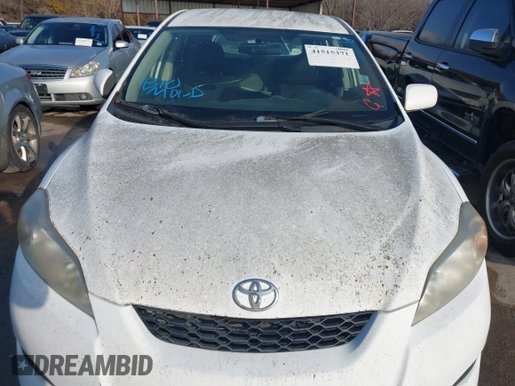 2010 Toyota Matrix with VIN 2T1KU4EE5AC224042, listed as a IAAI auction lot 41515371 with 1 mi miles. Bid and sale history available at carsss.com. Image 6.