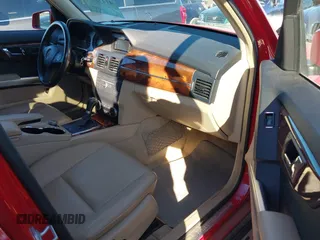 2010 Mercedes-Benz GLK 350 with VIN WDCGG5GB6AF339613, listed as a IAAI auction lot 41475180 with 177,398 mi miles and . Bid and sale history available at DreamBid. Image 5.