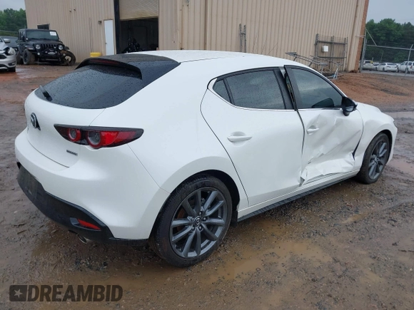 2019 Mazda 3 with VIN JM1BPAJM9K1135163, listed as a IAAI auction lot 42245512 with 39,978 mi miles and . Bid and sale history available at DreamBid. Image 4.