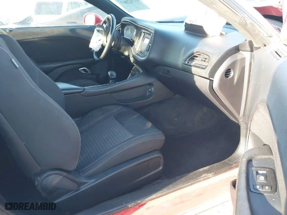 2015 Dodge Challenger R/T with VIN 2C3CDZAT7FH822611, listed as a IAAI auction lot 41347867 with 71,406 mi miles. Bid and sale history available at carsss.com. Image 5.