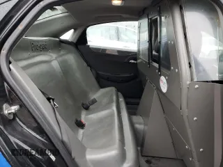 2015 Chevrolet Caprice z VIN 6G3NS5R30FL129781, wystawiony jako Copart lot #54726465 z przebiegiem 147 092 mil mil oraz Tytuł czysty. Historia ofert i sprzedaży dostępna na DreamBid. Obrazek 10.