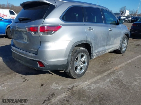 2014 Toyota Highlander Limited with VIN 5TDDKRFH9ES047643, listed as a IAAI auction lot 41427770 with 120,935 mi miles. Bid and sale history available at carsss.com. Image 4.