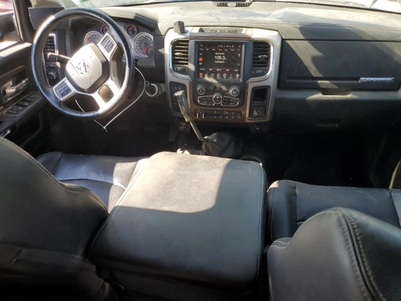 2015 Ram 2500 Laramie with VIN 3C6UR5NL8FG548752, listed as a Copart auction lot 72194154 with 182,959 mi miles and Salvage Title. Bid and sale history available at carsss.com. Image 8.