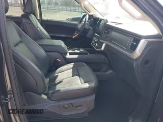 2024 Ford Expedition XLT with VIN 1FMJU1H82REA73438, listed as a IAAI auction lot 41806868 with Not provided miles and . Bid and sale history available at DreamBid. Image 5.