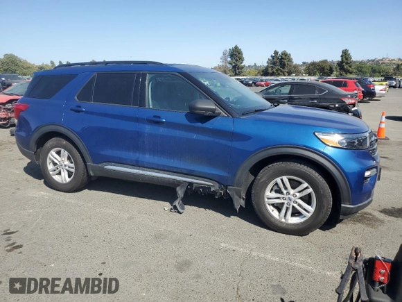 2022 Ford Explorer XLT with VIN 1FMSK7DH5NGB19667, listed as a Copart auction lot 60838495 with 45,469 mi miles and Salvage title. Bid and sale history available at DreamBid. Image 4.