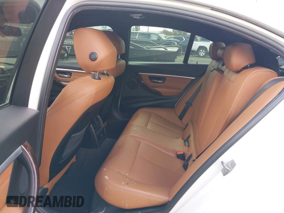 2017 BMW 3 Series 330e iPerformance with VIN WBA8E1C51HK895223, listed as a IAAI auction lot 41492625 with 116,486 mi miles. Bid and sale history available at carsss.com. Image 8.