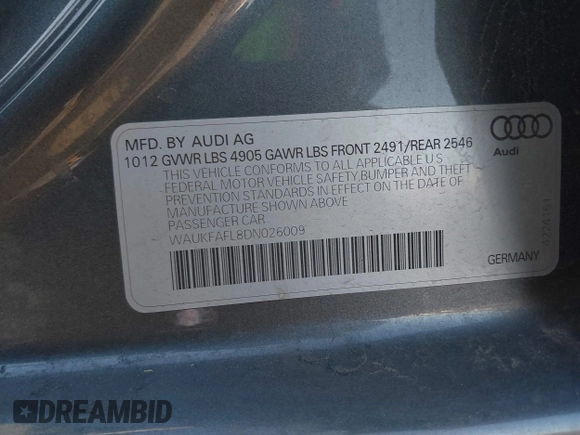 2013 Audi A4 2.0T Prestige with VIN WAUKFAFL8DN026009, listed as a IAAI auction lot 41653503 with 123,182 mi miles. Bid and sale history available at carsss.com. Image 9.