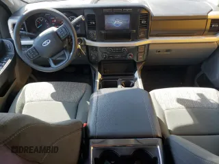 2023 Ford F-250 XL z VIN 1FT7W2BN6PEC14943, wystawiony jako Copart lot #52540055 z przebiegiem 15 451 mil mil oraz Szkoda całkowita • Salvage title. Historia ofert i sprzedaży dostępna na DreamBid. Obrazek 8.