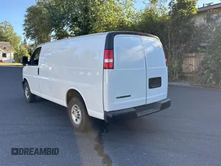 2023 Chevrolet Express Cargo с VIN 1GCWGAFP4P1176442, выставлен на аукционе Copart как лот 65481025 с пробегом 42 680 миль миль и Списание • Salvage title. История ставок и продаж доступна на DreamBid. Изображение 3.