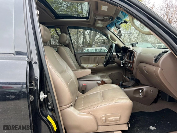 2001 Toyota Sequoia Limited with VIN 5TDBT48A41S012414, listed as a Copart auction lot 54259635 with 216,568 mi miles and Clean Title. Bid and sale history available at carsss.com. Image 5.