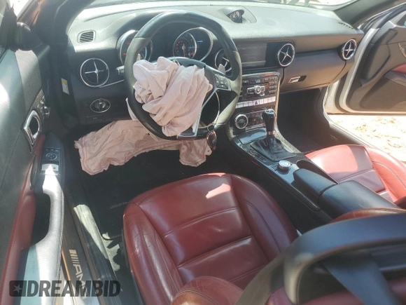 2013 Mercedes-Benz SLK с VIN WDDPK7FA5DF056221, выставлен на аукционе Copart как лот 57798195 с пробегом 109 894 миль миль и Списание • Salvage title. История ставок и продаж доступна на DreamBid. Изображение 8.