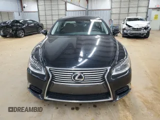 2016 Lexus LS 460 with VIN JTHCL5EF8G5026226, listed as a Copart auction lot 86094354 with 111,908 mi miles and Salvage title. Bid and sale history available at DreamBid. Image 5.