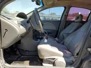 2006 Saturn ION z VIN 1G8AL58F06Z196263, wystawiony jako Copart lot #67557734 z przebiegiem 317 589 mil mil oraz Szkoda całkowita • Salvage title. Historia ofert i sprzedaży dostępna na DreamBid. Obrazek 7.
