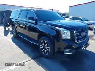 2017 GMC Yukon XL SLT with VIN 1GKS1GKCXHR255241, listed as a IAAI auction lot 40993149 with 173,130 mi miles. Bid and sale history available at carsss.com. Image 1.