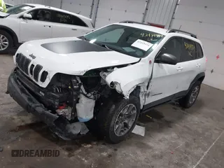 2021 Jeep Cherokee Trailhawk with VIN 1C4PJMBX8MD139644, listed as a IAAI auction lot 42419334 with 68,333 mi miles and . Bid and sale history available at DreamBid. Image 17.