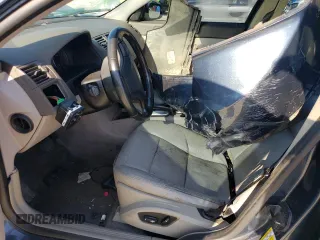 2009 Volvo S40 2.4L with VIN YV1MS382992447618, listed as a Copart auction lot 72030424 with 202,033 mi miles and Salvage Title. Bid and sale history available at carsss.com. Image 7.