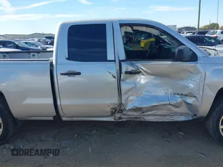 2018 Chevrolet Silverado 1500 Work Truck with VIN 1GCRCNEC6JZ377752, listed as a IAAI auction lot 40905522 with 128,897 mi miles. Bid and sale history available at carsss.com. Image 13.