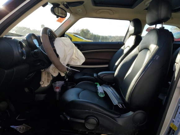 2014 MINI Cooper Paceman with VIN WMWSS1C53EWN94519, listed as a Copart auction lot 80073994 with 0 miles and Salvage Title. Bid and sale history available at carsss.com. Image 7.