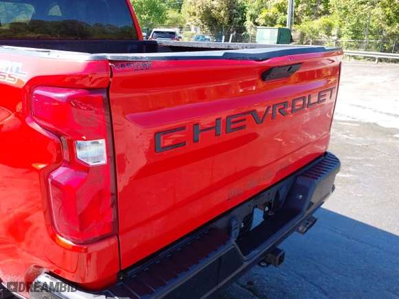 2021 Chevrolet Silverado 1500 Custom Trail Boss with VIN 1GCPYCEH5MZ173277, listed as a IAAI auction lot 41595244 with 100,611 mi miles. Bid and sale history available at carsss.com. Image 6.