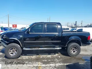 2003 Ford F-150 XLT with VIN 1FTRW07L33KA64046, listed as a IAAI auction lot 41754147 with Not Provided miles. Bid and sale history available at carsss.com. Image 13.