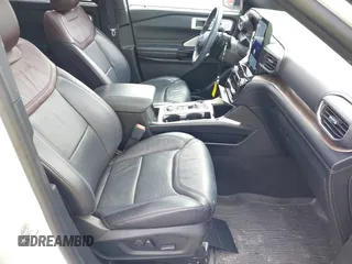 2021 Ford Explorer Platinum with VIN 1FM5K8HC6MGA92897, listed as a IAAI auction lot 41924566 with 27,456 mi miles and . Bid and sale history available at carsss.com. Image 5.