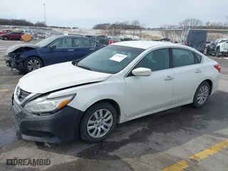 2016 Nissan Altima 2.5 S with VIN 1N4AL3AP2GC170626, listed as a IAAI auction lot 41726272 with 170,000 mi miles. Bid and sale history available at carsss.com. Image 17.