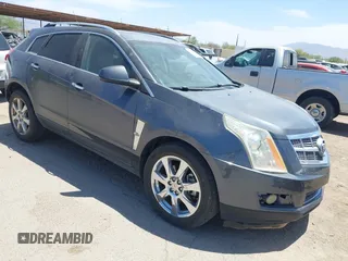 2010 Cadillac SRX Performance Collection z VIN 3GYFNBEY0AS613505, wystawiony jako IAAI lot #42395867 z przebiegiem 163 469 mil mil oraz . Historia ofert i sprzedaży dostępna na DreamBid. Obrazek 1.