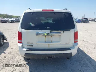 2011 Honda Pilot EX-L with VIN 5FNYF4H69BB091503, listed as a IAAI auction lot 42103011 with 246,816 mi miles and . Bid and sale history available at carsss.com. Image 16.