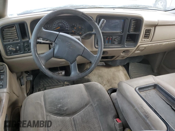 2003 Chevrolet Silverado 1500HD LS z VIN 1GCGC13U93F124103, wystawiony jako Copart lot #87912555 z przebiegiem 286 357 mil mil oraz Czysty tytuł • Clean title. Historia ofert i sprzedaży dostępna na DreamBid. Obrazek 8.