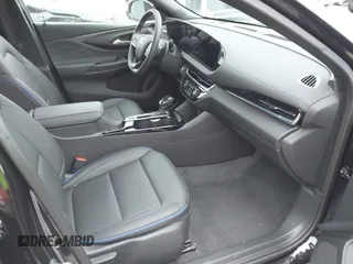 2025 Buick Envista Sport Touring with VIN KL47LBEPXSB032964, listed as a IAAI auction lot 41253381 with 889 mi miles and . Bid and sale history available at DreamBid. Image 5.