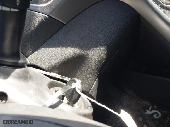 2015 Hyundai Elantra Limited with VIN KMHDH4AE5FU224681, listed as a IAAI auction lot 41817276 with 178,511 mi miles. Bid and sale history available at carsss.com. Image 11.