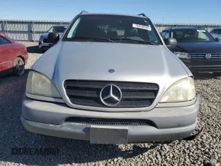 1998 Mercedes-Benz M-Class with VIN 4JGAB54E5WA035441, listed as a Copart auction lot 78328944 with 203,303 mi miles and Salvage Title. Bid and sale history available at carsss.com. Image 5.