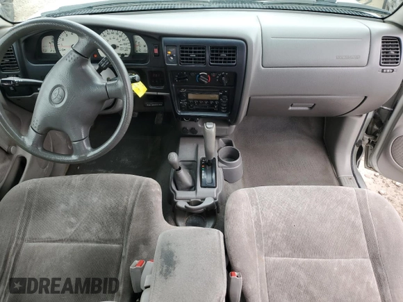 2004 Toyota Tacoma z VIN 5TEWN72NX4Z405026, wystawiony jako Copart lot #49938535 z przebiegiem 171 082 mil mil oraz Szkoda całkowita • Salvage title. Historia ofert i sprzedaży dostępna na DreamBid. Obrazek 8.