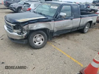 1995 Dodge Dakota z VIN 1B7GL23X2SS386485, wystawiony jako Copart lot #72893124 z przebiegiem 202 537 mil mil oraz Szkoda całkowita • Salvage title. Historia ofert i sprzedaży dostępna na DreamBid. Obrazek 1.