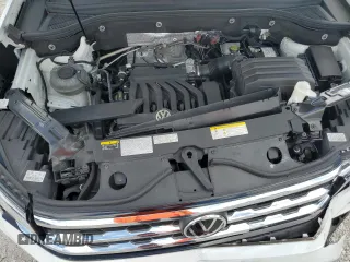 2021 Volkswagen Atlas SE with VIN 1V2WE2CA9MC233518, listed as a Copart auction lot 44737275 with 60,228 mi miles and Salvage title. Bid and sale history available at DreamBid. Image 12.