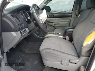 2015 Toyota Tacoma с VIN 3TMLU4EN1FM204888, выставлен на аукционе Copart как лот 50678305 с пробегом 210 766 миль миль и Списание • Salvage title. История ставок и продаж доступна на DreamBid. Изображение 7.