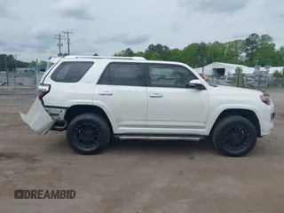 2014 Toyota 4Runner Limited with VIN JTEBU5JR4E5185764, listed as a IAAI auction lot 42117308 with 199,477 mi miles. Bid and sale history available at carsss.com. Image 13.