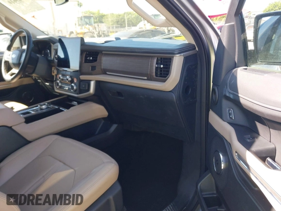 2023 Ford Expedition Limited with VIN 1FMJU1K82PEA50909, listed as a IAAI auction lot 41769610 with 53,098 mi miles. Bid and sale history available at carsss.com. Image 5.