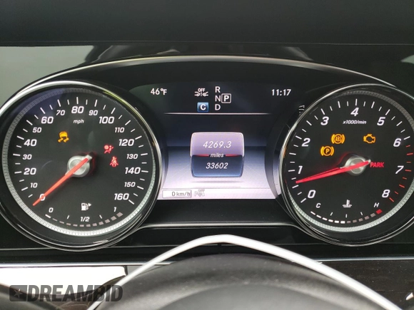 2019 Mercedes-Benz E-Class E 300 with VIN WDDZF4JB6KA606838, listed as a Copart auction lot 67752522 with 33,602 mi miles. Bid and sale history available at carsss.com. Image 9.