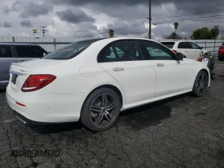2019 Mercedes-Benz E 450 with VIN WDDZF6JB9KA499389, listed as a Copart auction lot 43795705 with 88,619 mi miles and Clean Title. Bid and sale history available at DreamBid. Image 3.