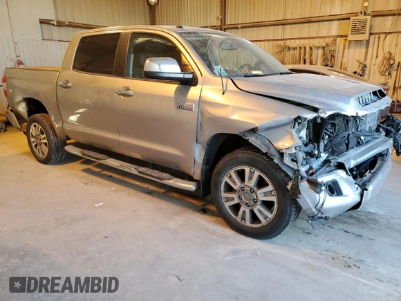 2015 Toyota Tundra Platinum z VIN 5TFGY5F11FX188886, wystawiony jako Copart lot #86793534 z przebiegiem 107 043 mil mil oraz Szkoda całkowita • Salvage title. Historia ofert i sprzedaży dostępna na DreamBid. Obrazek 4.