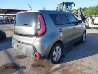 2014 Kia Soul with VIN KNDJN2A22E7059180, listed as a IAAI auction lot 41984560 with 157,057 mi miles. Bid and sale history available at carsss.com. Image 4.
