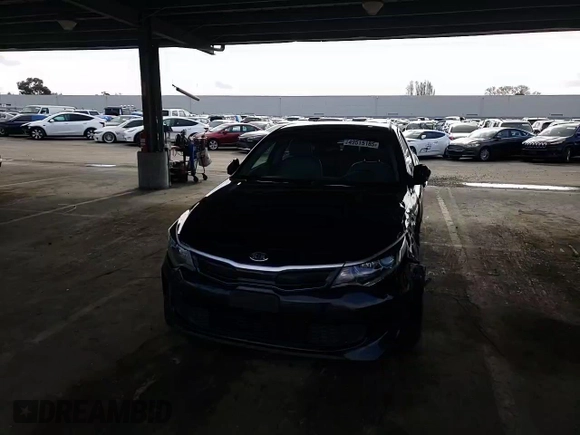 2017 Kia Optima EX z VIN KNAGV4LD3H5010779, wystawiony jako Copart lot #49515185 z przebiegiem 87 912 mil mil oraz Szkoda całkowita • Salvage title. Historia ofert i sprzedaży dostępna na DreamBid. Obrazek 10.